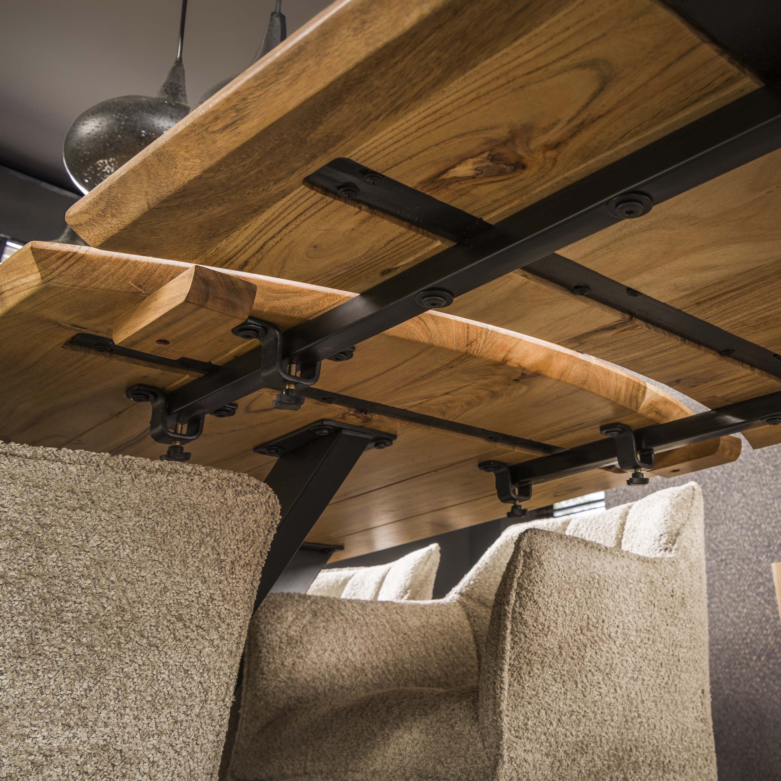 Mesa de comedor extensible 175/275 / Acacia maciza natural