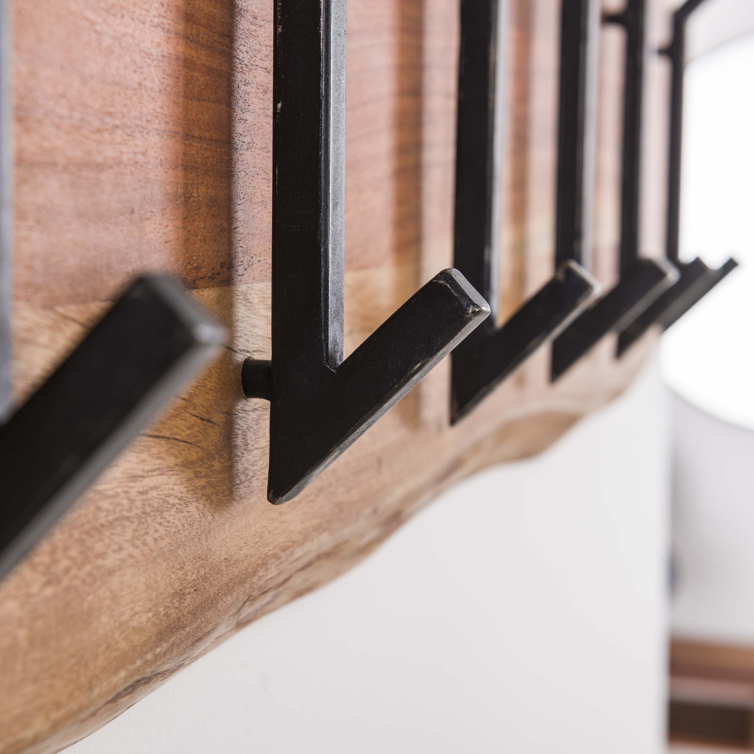 Perchero Edge 2x6 ganchos - Acacia maciza