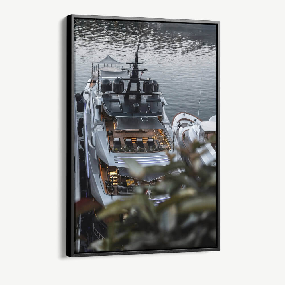 "Harbour Club"