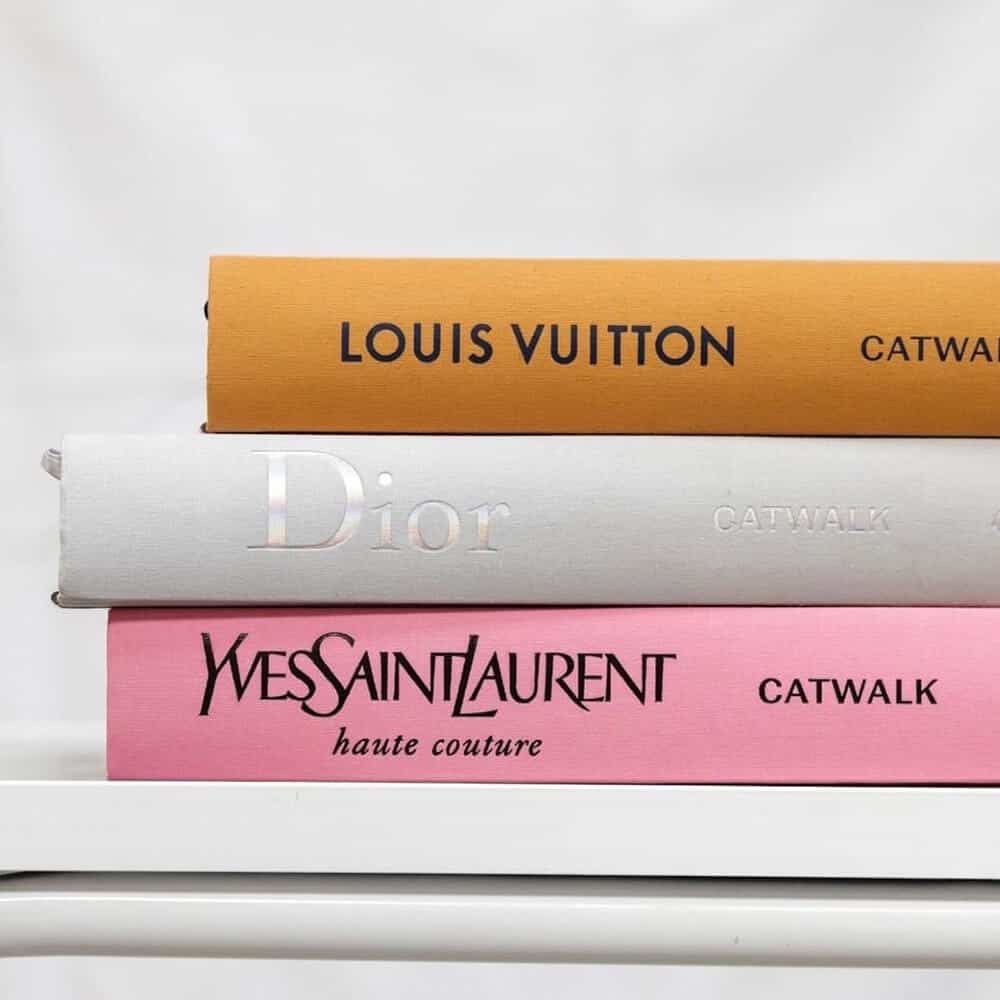 Pasarela Yves Saint Laurent - Libro de moda