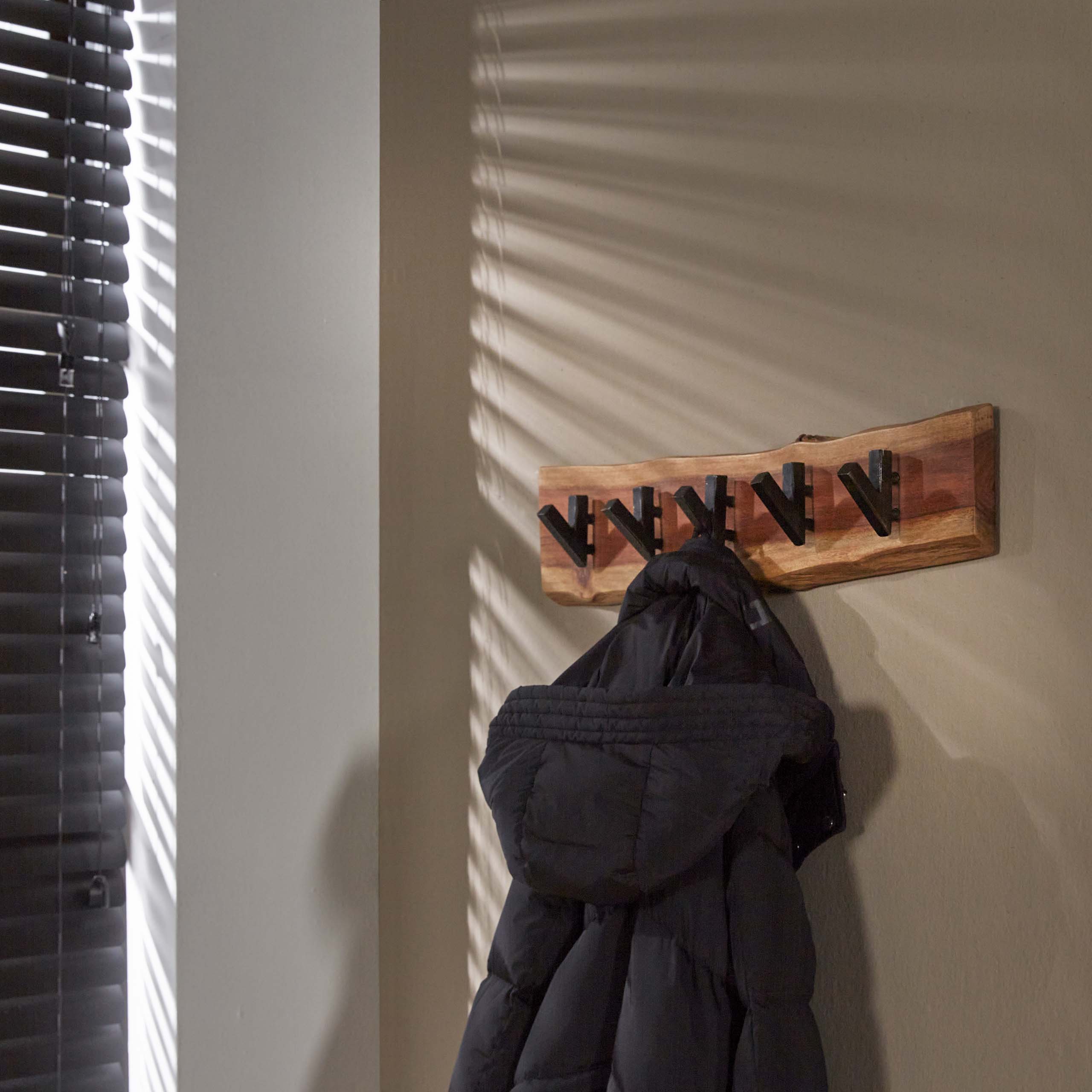 Perchero Corto Madera 5 ganchos