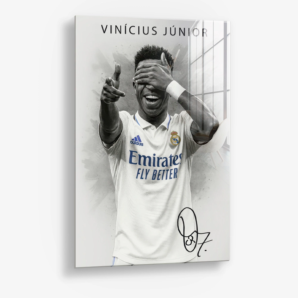 Vinicius Junior – Glass
