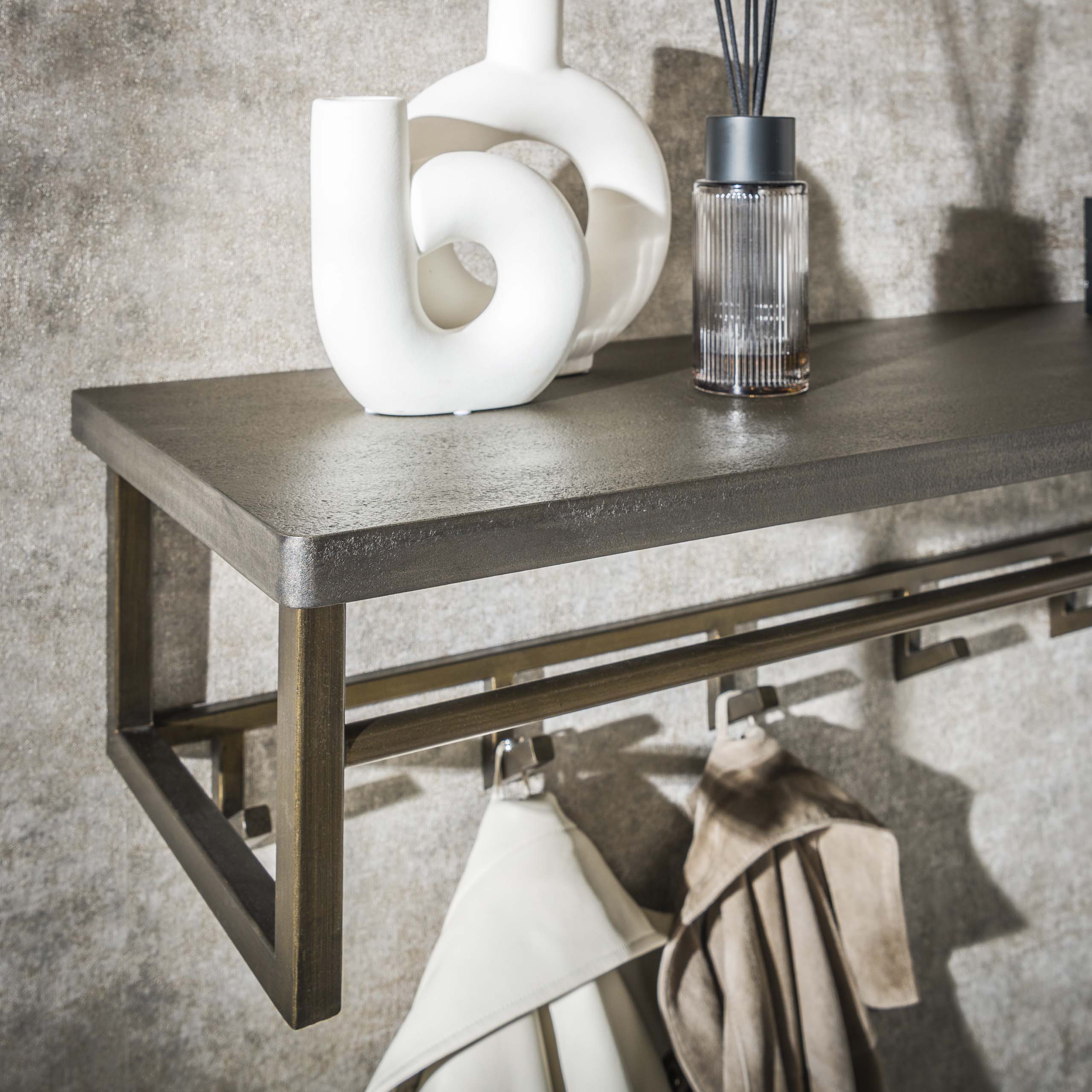 Perchero Ferro 6 ganchos estante sombrero / Bronce antiguo