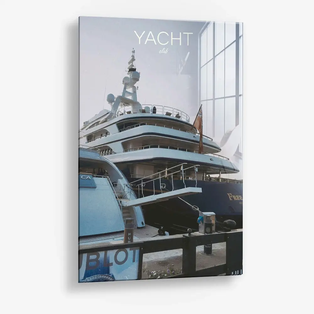 Yacht Club III – Glass