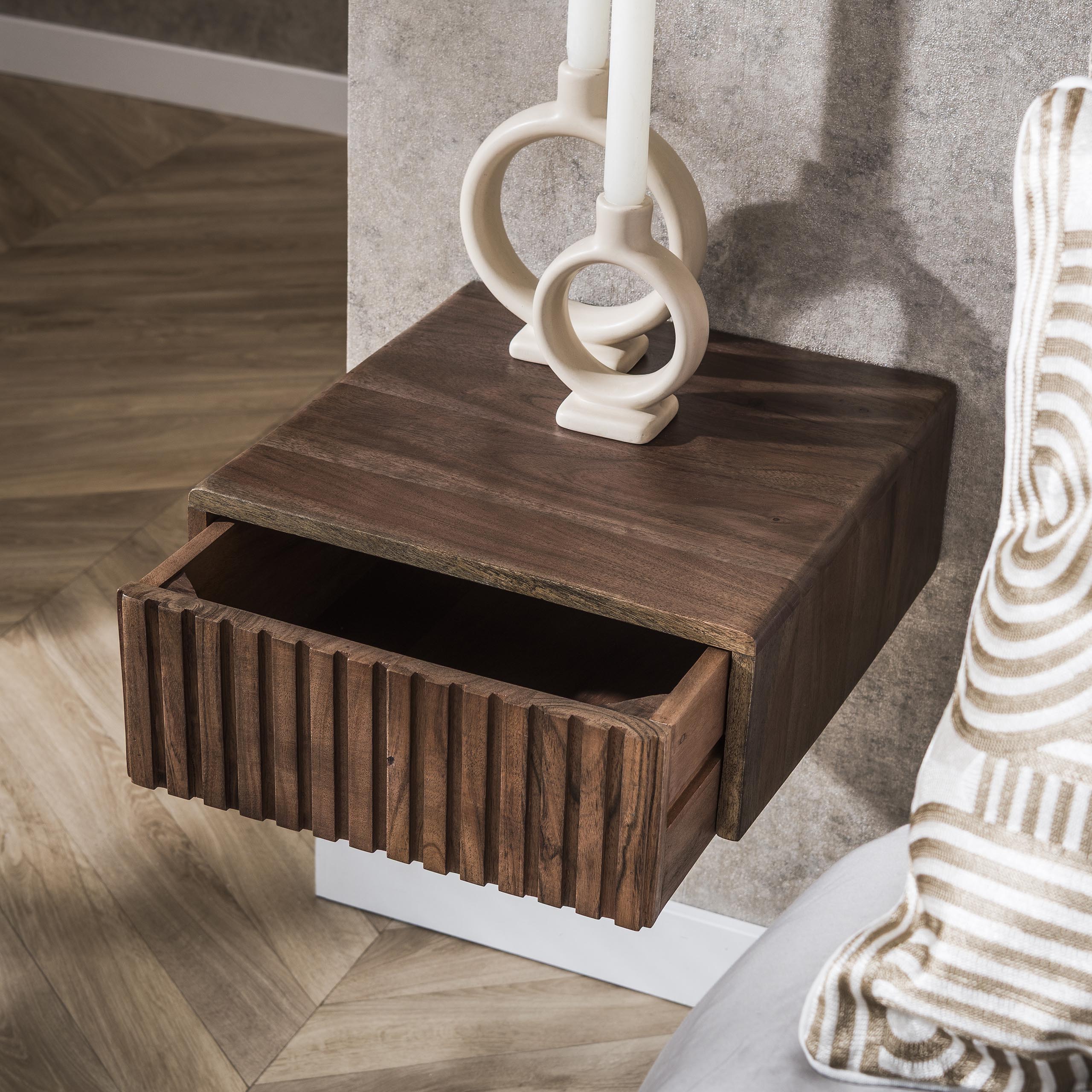 Mesita de noche Carve flotante - 1 cajón - por 2 - Acacia marrón