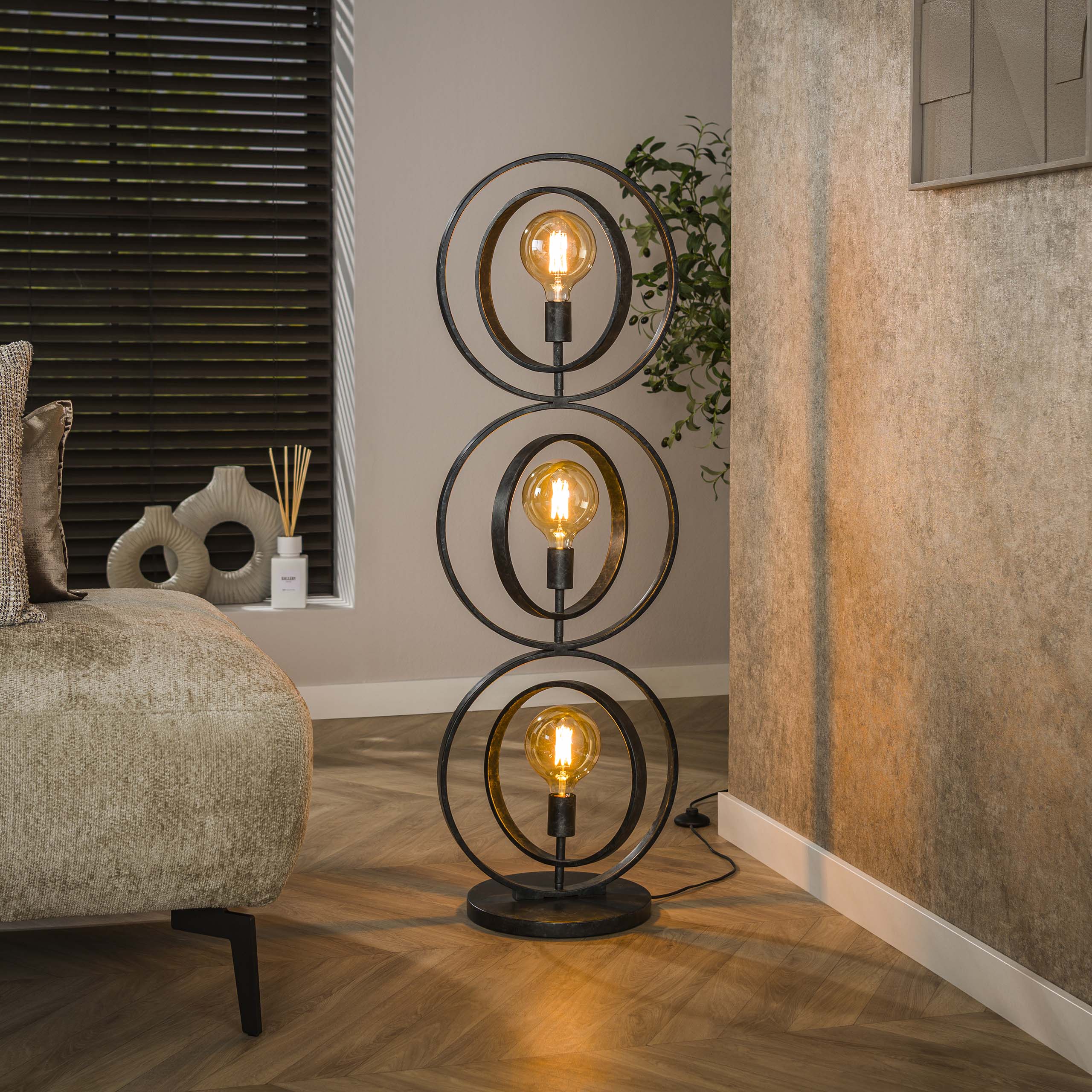 Lámpara de pie 3L sin fin