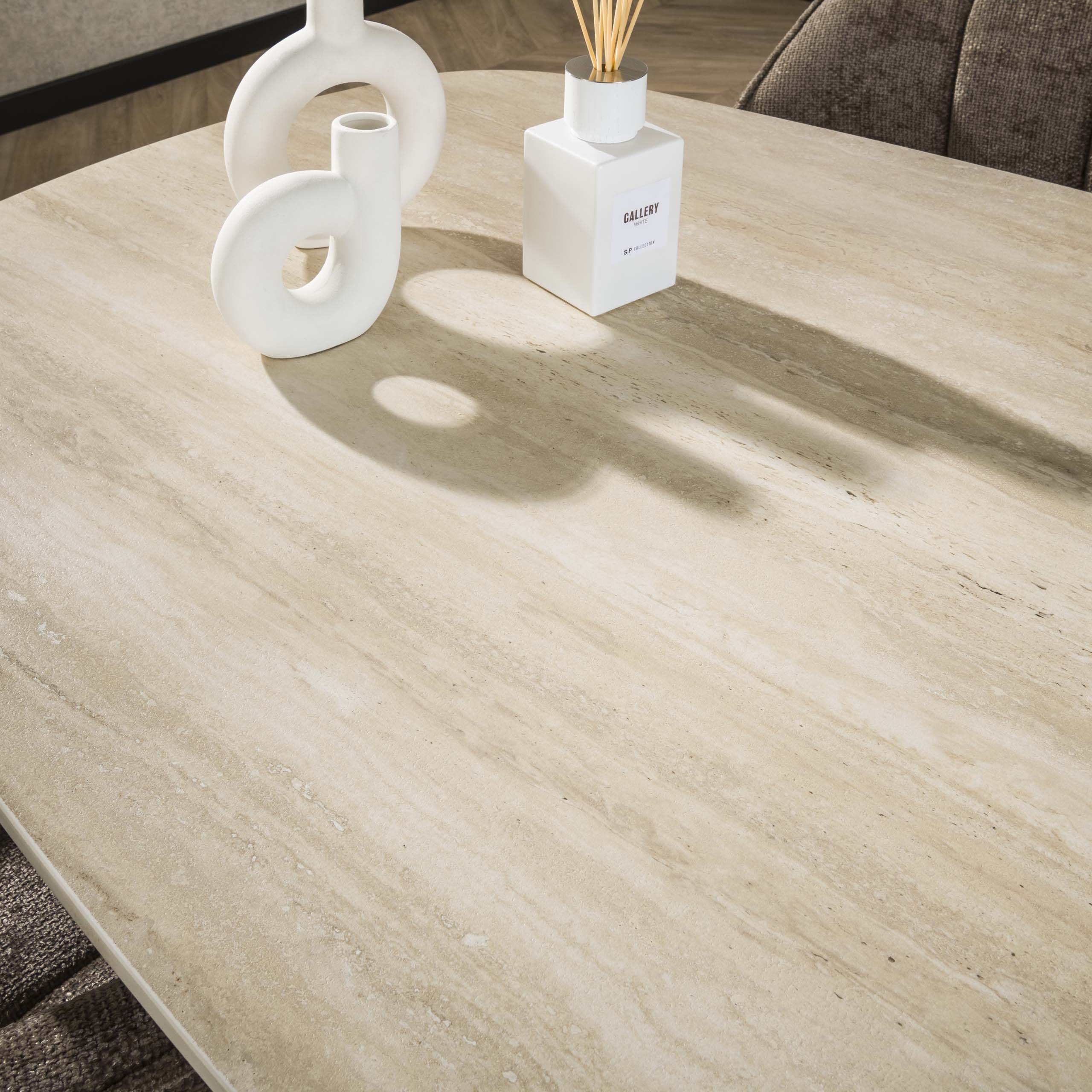 Mesa de comedor ovalada Romano Cross 215 cm - travertino cerámico 3D