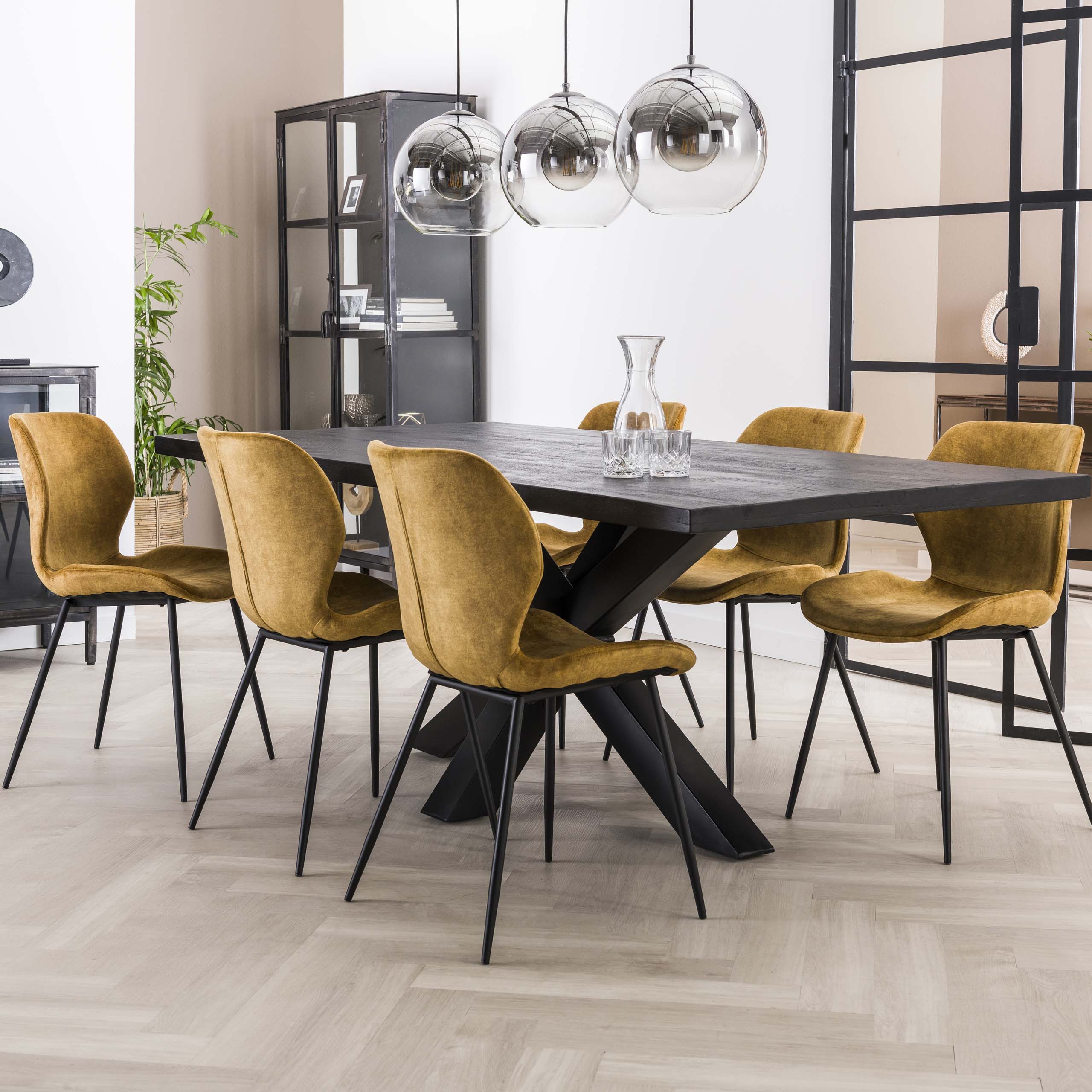 Silla tubo redondo. VPE4 / Terciopelo dorado