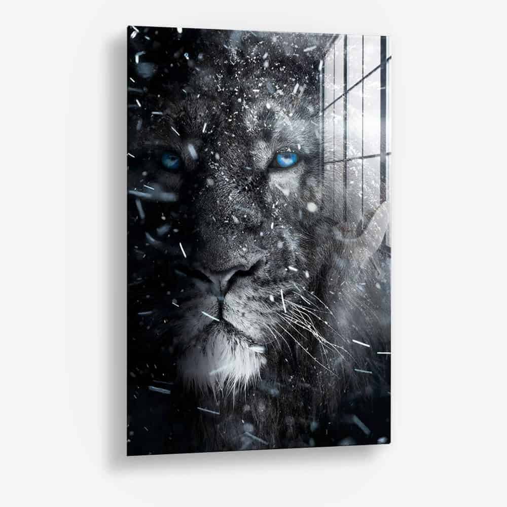 Snowy Lion - Glass