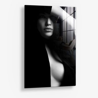 Woman's Silhouette – Vidrio
